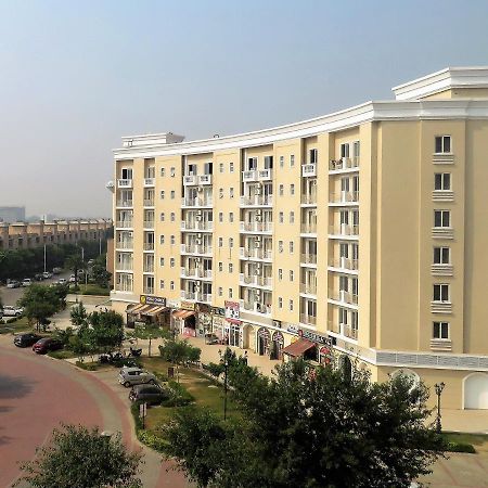 Hotel Vrindavan Inn Buitenkant foto